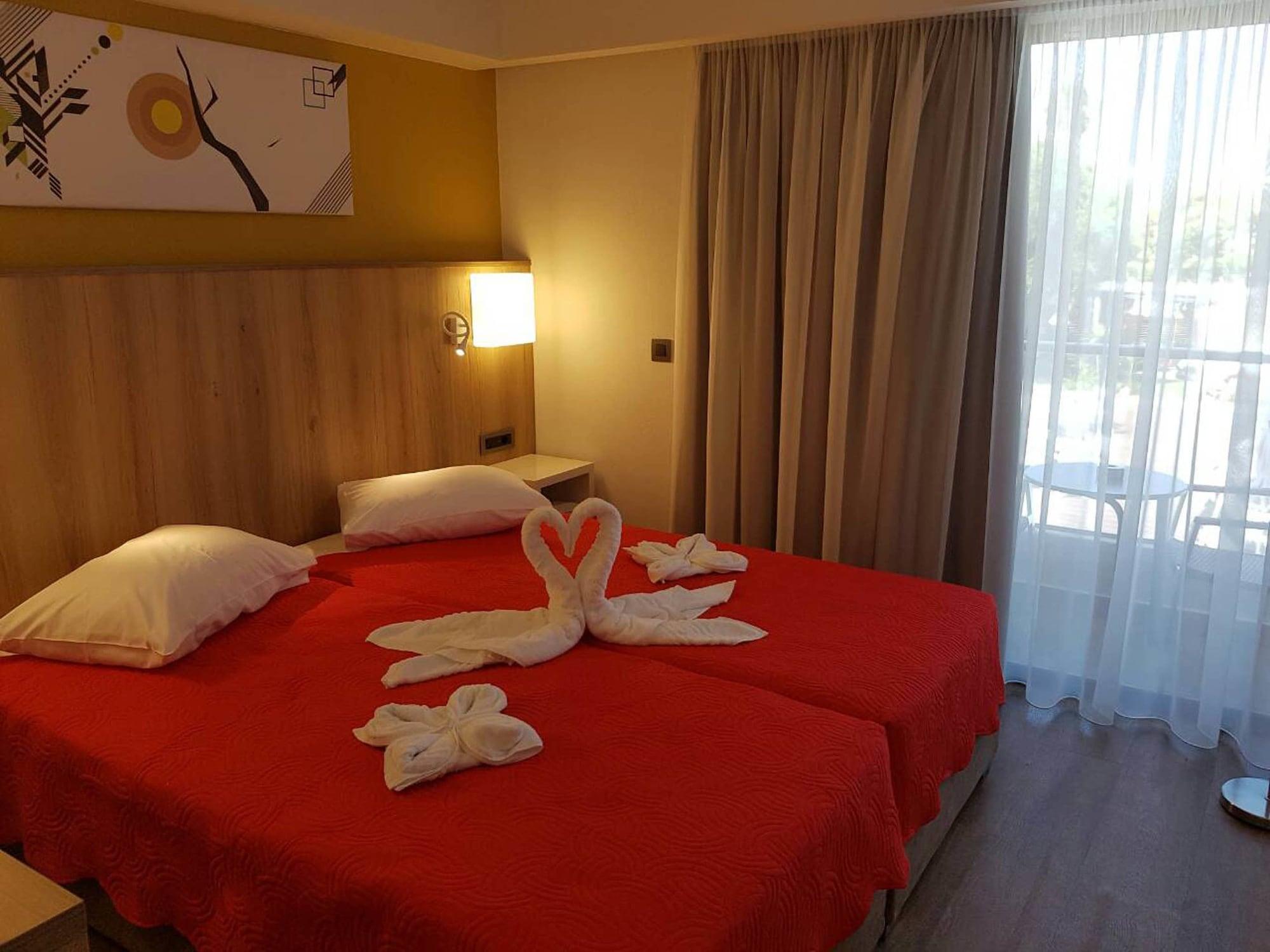 Sunny Days Hotel Ixia  Ngoại thất bức ảnh